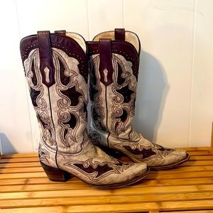 Corral Boots Snipped Toe